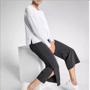 Athleta Black 6 Tribeca Crop Pants. Trousers, Wide Leg, hidden snap leg.